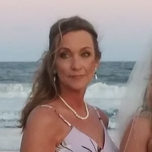 Meet your Posher, Alesia